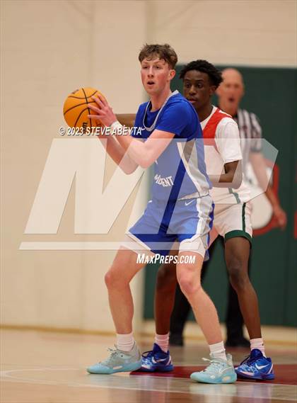 Thumbnail 2 in Fruita Monument vs. Smoky Hill (CHSAA 6A Sweet 16) photogallery.