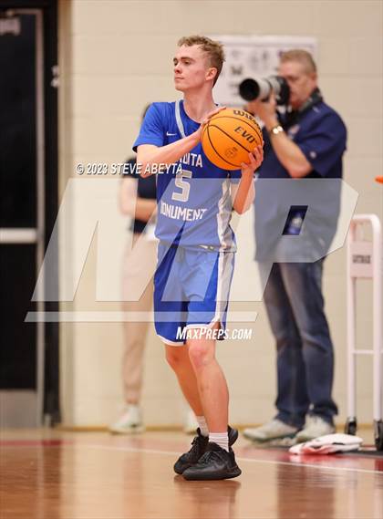 Thumbnail 1 in Fruita Monument vs. Smoky Hill (CHSAA 6A Sweet 16) photogallery.