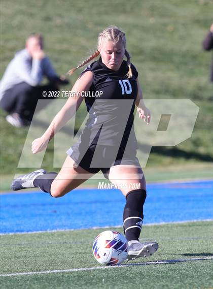 Thumbnail 2 in Cedar Valley vs. Bountiful (UHSAA 5A Semifinal) photogallery.