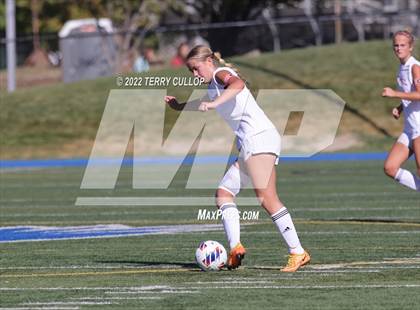 Thumbnail 3 in Cedar Valley vs. Bountiful (UHSAA 5A Semifinal) photogallery.