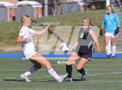 Thumbnail 2 in Cedar Valley vs. Bountiful (UHSAA 5A Semifinal) photogallery.