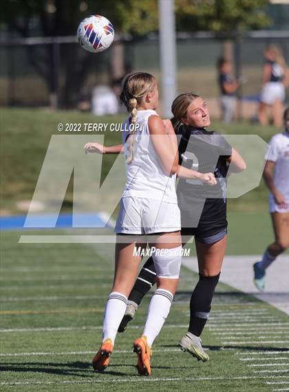 Thumbnail 3 in Cedar Valley vs. Bountiful (UHSAA 5A Semifinal) photogallery.