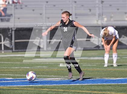 Thumbnail 2 in Cedar Valley vs. Bountiful (UHSAA 5A Semifinal) photogallery.