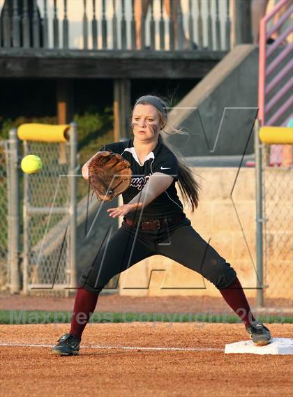 Thumbnail 1 in Deer Park vs Cinco Ranch (UIL 5A Regional Semifinal)  photogallery.