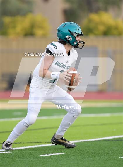 Thumbnail 1 in Skyline vs Highland photogallery.