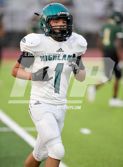 Thumbnail 2 in Skyline vs Highland photogallery.