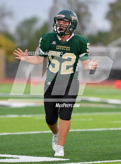 Thumbnail 3 in Skyline vs Highland photogallery.