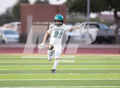 Thumbnail 1 in Skyline vs Highland photogallery.
