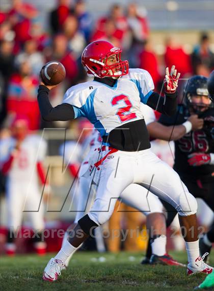 Thumbnail 1 in Northridge vs. Granger photogallery.