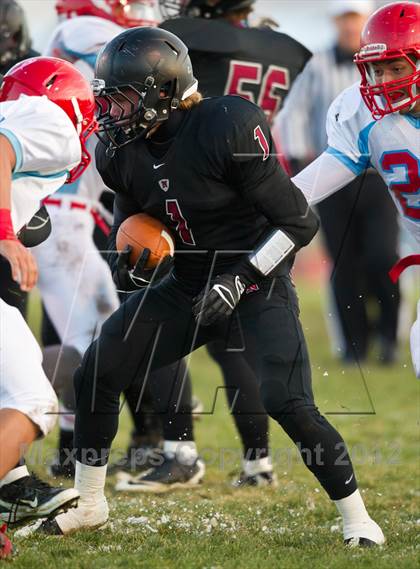 Thumbnail 3 in Northridge vs. Granger photogallery.