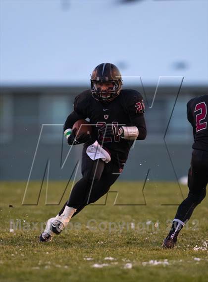 Thumbnail 2 in Northridge vs. Granger photogallery.