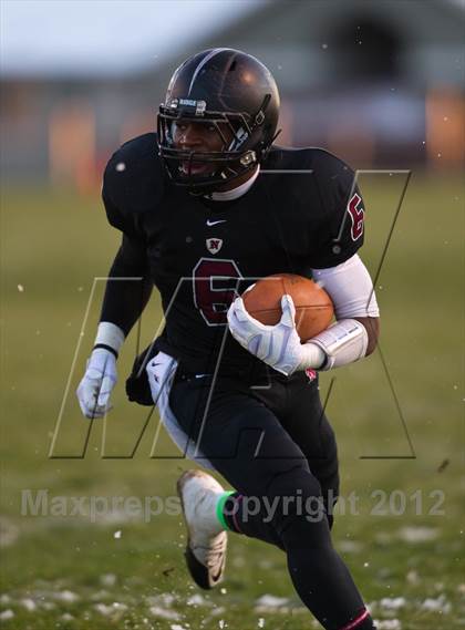 Thumbnail 3 in Northridge vs. Granger photogallery.