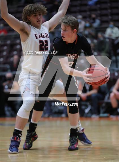 Thumbnail 3 in Monticello vs. Draper APA (UHSAA 2A Consolation Semifinal) photogallery.