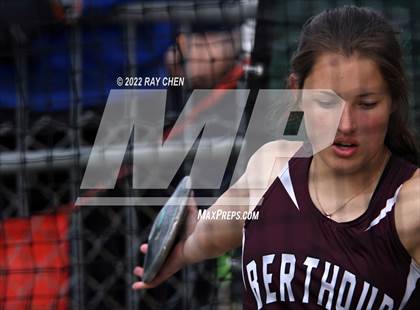 Thumbnail 3 in CHSAA State Championships photogallery.