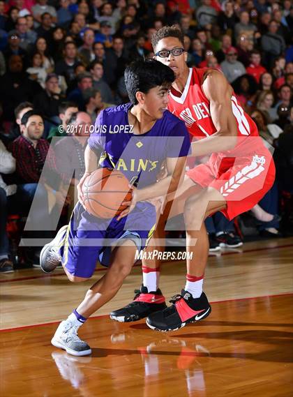 Thumbnail 2 in St. Augustine @ Mater Dei (Nike Extravaganza) photogallery.