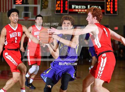 Thumbnail 1 in St. Augustine @ Mater Dei (Nike Extravaganza) photogallery.
