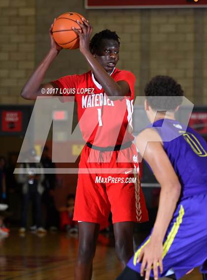 Thumbnail 2 in St. Augustine @ Mater Dei (Nike Extravaganza) photogallery.