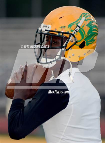 Thumbnail 3 in Carver-Atl @ Lithia Springs photogallery.