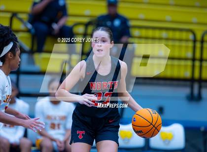 Thumbnail 3 in North Oconee vs Jackson (GHSA 4A Final Four) photogallery.