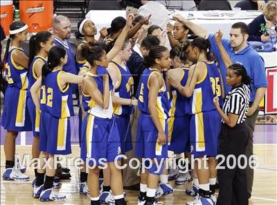 Thumbnail 1 in Bishop Amat vs. Sacramento (CIF State D3 Final) photogallery.