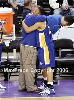 Thumbnail 2 in Bishop Amat vs. Sacramento (CIF State D3 Final) photogallery.