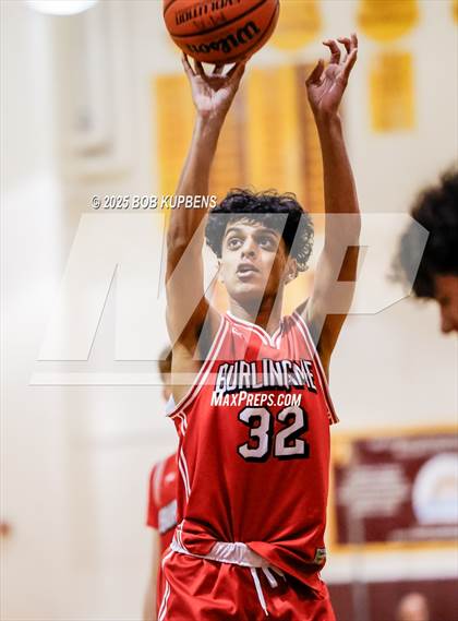 Thumbnail 2 in Burlingame @ Menlo-Atherton photogallery.