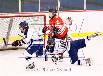 Thumbnail 2 in St. Louis University vs. Chaminade photogallery.