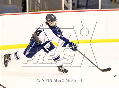 Thumbnail 1 in St. Louis University vs. Chaminade photogallery.