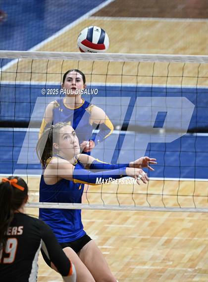 Thumbnail 2 in Simla vs. Wiggins (CHSAA 2A 1st Round) photogallery.