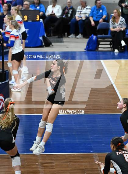 Thumbnail 2 in Simla vs. Wiggins (CHSAA 2A 1st Round) photogallery.