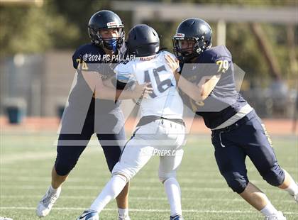 Thumbnail 1 in Downey @ Oak Ridge photogallery.