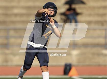 Thumbnail 1 in Downey @ Oak Ridge photogallery.