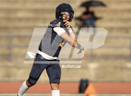 Thumbnail 2 in Downey @ Oak Ridge photogallery.