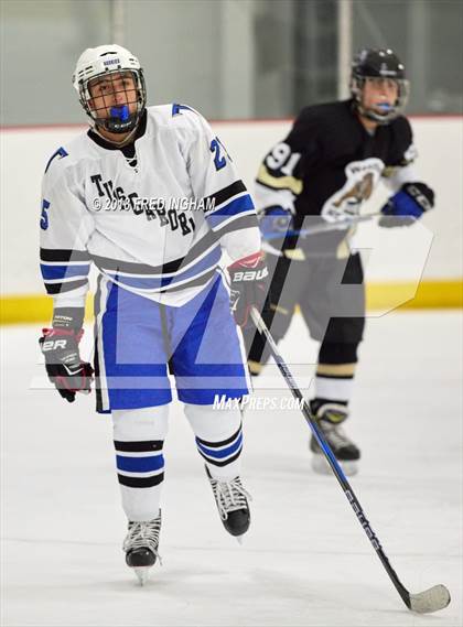 Thumbnail 3 in Tuscarora vs Westfield photogallery.