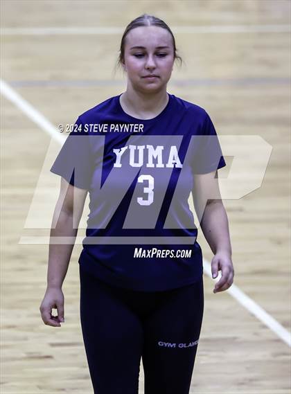 Thumbnail 1 in Yuma vs Cactus photogallery.