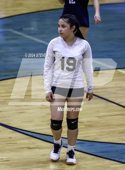 Thumbnail 3 in Yuma vs Cactus photogallery.