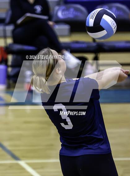Thumbnail 2 in Yuma vs Cactus photogallery.