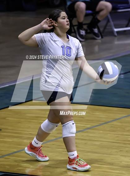 Thumbnail 3 in Yuma vs Cactus photogallery.