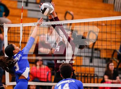 Thumbnail 1 in Southwest SD vs  O'Farrell Charter (CIF SDS D5 Final) photogallery.