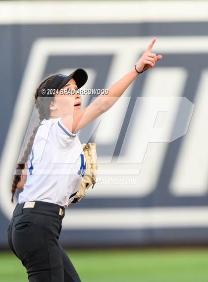 Thumbnail 2 in Midway vs Southwestern Randolph (NCHSAA 2A Final Game 1) photogallery.
