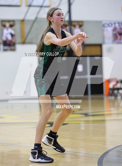 Thumbnail 3 in Payson @ Cottonwood (Sophomore) photogallery.