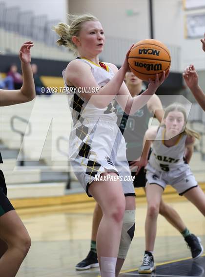 Thumbnail 1 in Payson @ Cottonwood (Sophomore) photogallery.