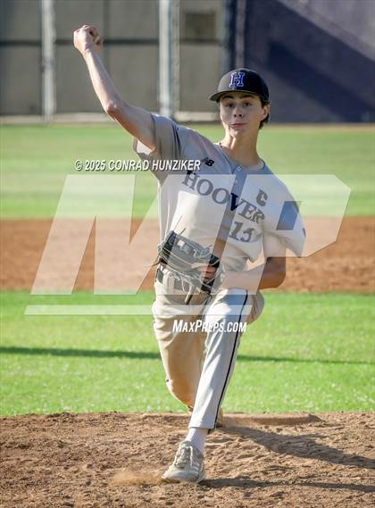 Thumbnail 3 in Hoover @ Muir photogallery.