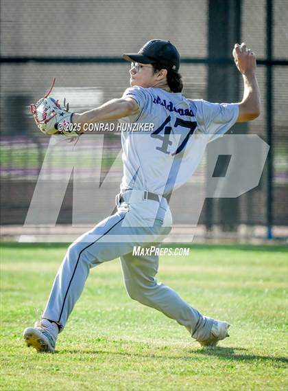 Thumbnail 2 in Hoover @ Muir photogallery.