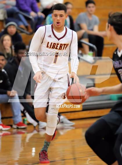 Thumbnail 3 in College Park vs Liberty (Stonebarger Tournament) photogallery.