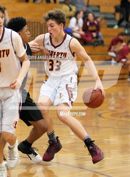 Thumbnail 2 in College Park vs Liberty (Stonebarger Tournament) photogallery.