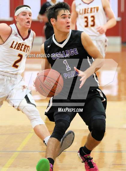 Thumbnail 3 in College Park vs Liberty (Stonebarger Tournament) photogallery.