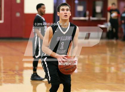 Thumbnail 2 in College Park vs Liberty (Stonebarger Tournament) photogallery.