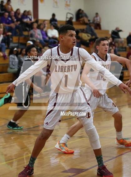 Thumbnail 3 in College Park vs Liberty (Stonebarger Tournament) photogallery.