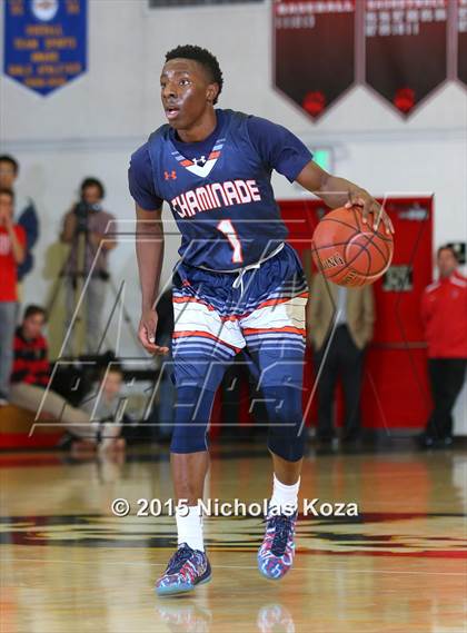 Thumbnail 3 in Chaminade vs. Harvard-Westlake photogallery.
